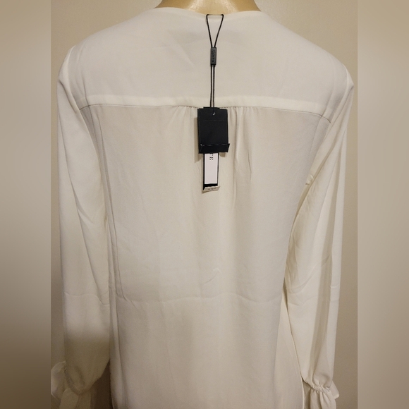 Tahari White Button-Up Blouse Timeless Demure Business Career NEW Petite Small - Picture 4 of 6